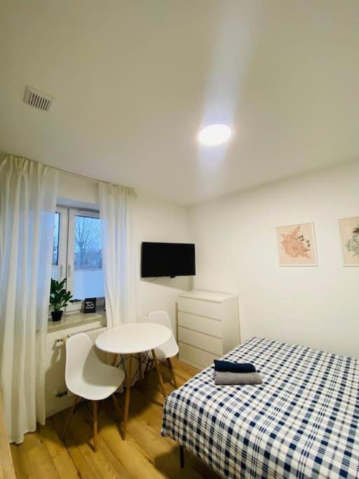 Ferienwohnung Bezagenta Mozart8 Studio Easy Access To City Wifi Warschau Exterior foto