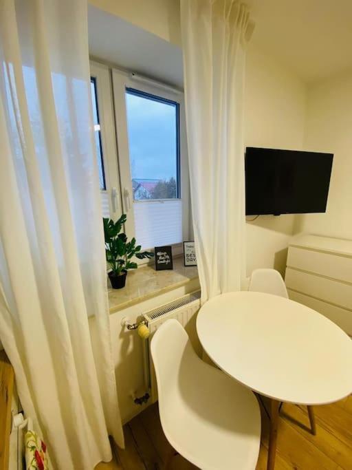 Ferienwohnung Bezagenta Mozart8 Studio Easy Access To City Wifi Warschau Exterior foto